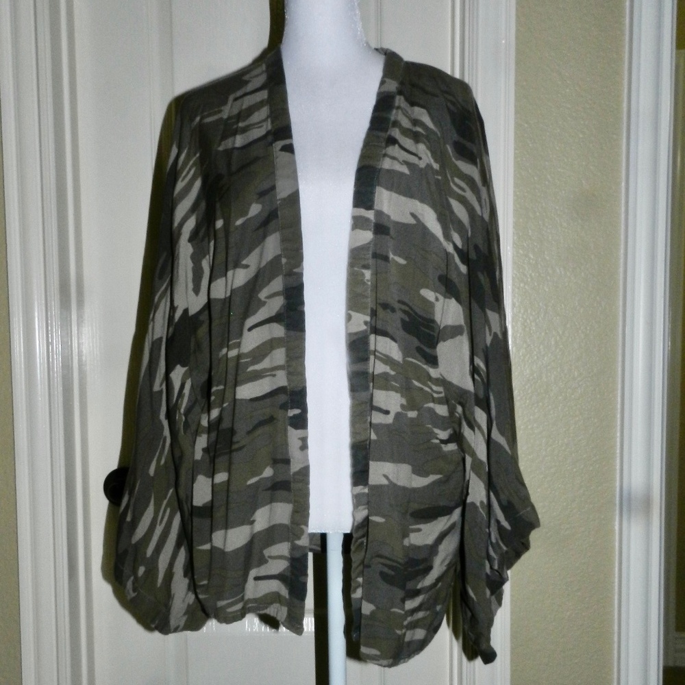Open Front Jacket Lightweight Camo Print
